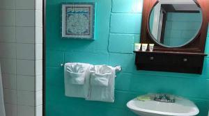 Captiva Island Cottage - Daisy Cottage - Bathroom Interior