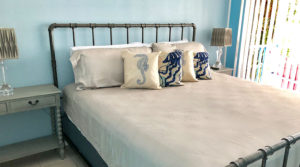 Lantana-Suite-king-bedroom