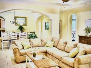 image-Captiva-Island-3-Bedroom-Villa-Den-more-dining-room