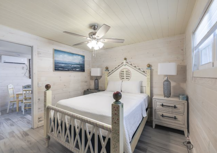 Captiva Island Hotel - Queen Guest Bedroom with Smart TV-2-Bedroom Gardenia Villa