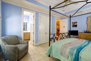 Celebration House Second Floor Brynna's Room 2 | 3 Bedroom Villa | Captiva Island Inn Rental