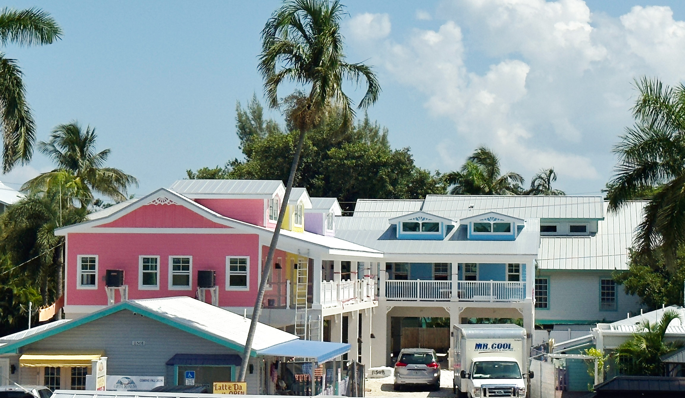 Jasmine Suites Exterior