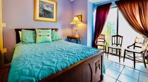 Iris Villa Bedroom 1 | Captiva Island Inn